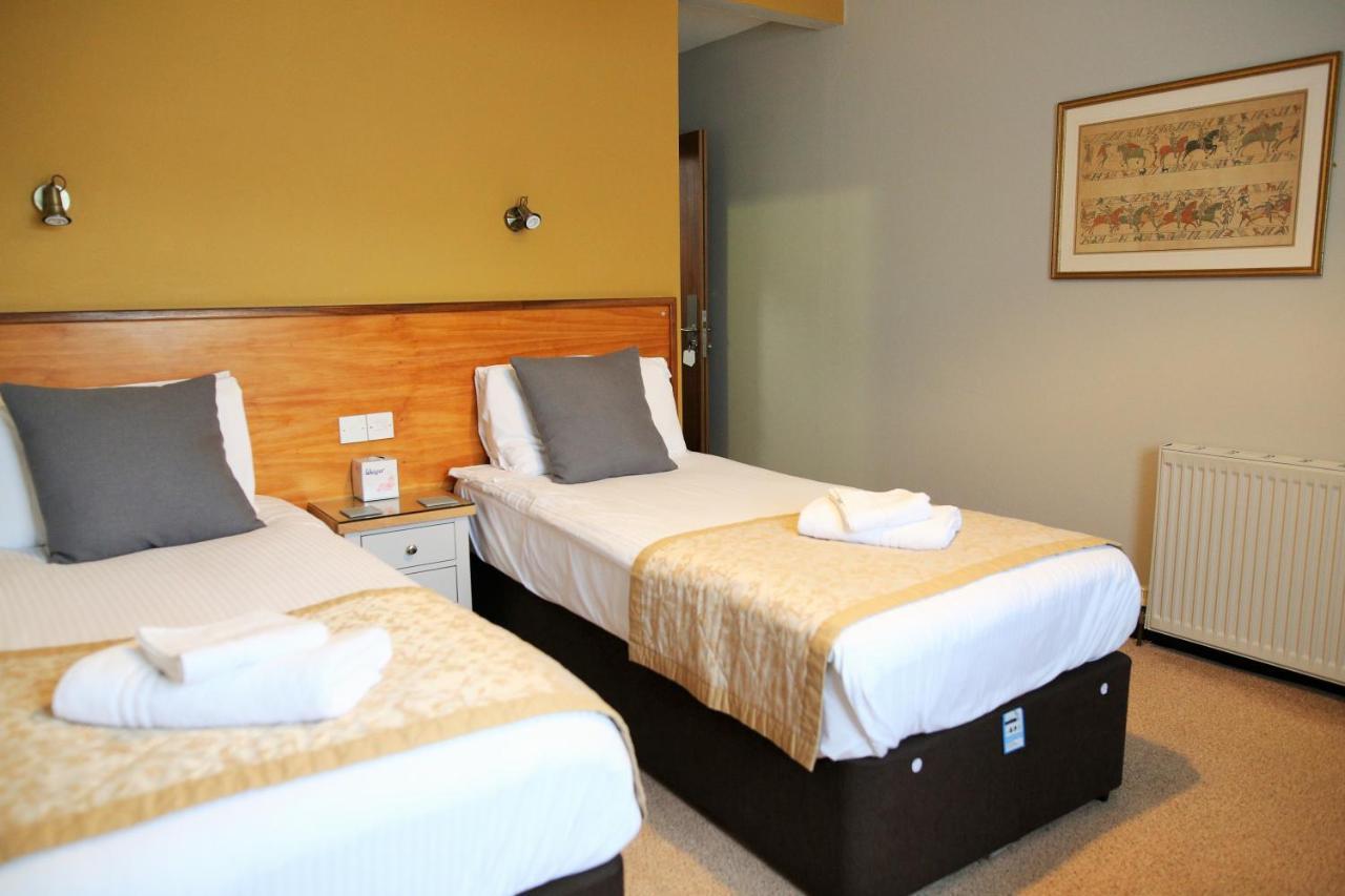 Tricky'S Hotel Redruth Extérieur photo
